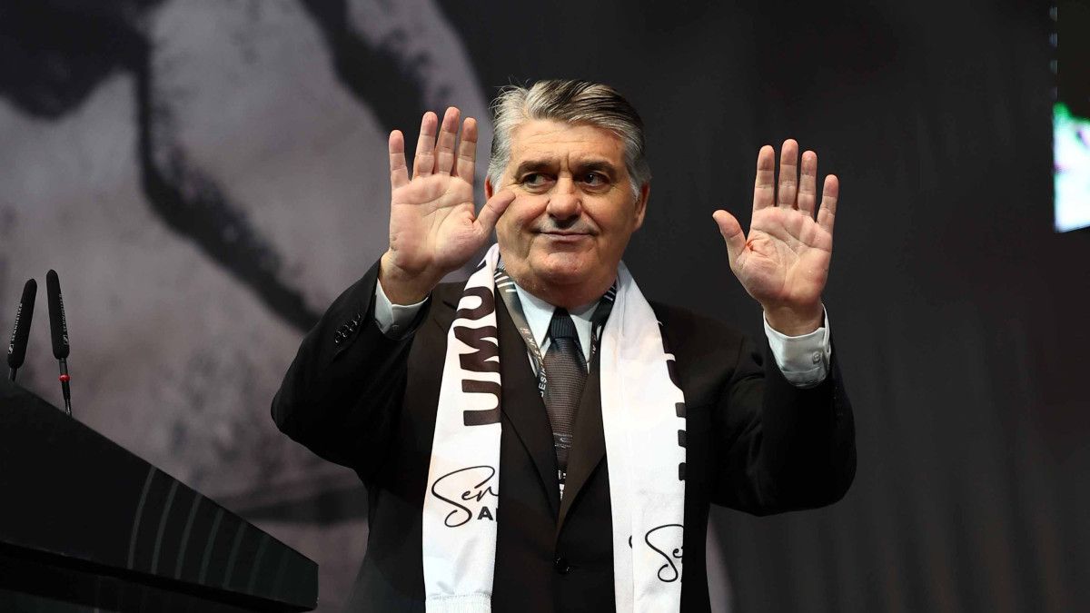 Beşiktaş-Yönetiminin Kanat Transfer Çalışmaları ve Başkanın Açıklamaları