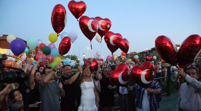 Ellerinden Sevgiyle Örülen Umut: Elif’in Zorlu Yolculuğu ve Dayanışma Dolu Başarı