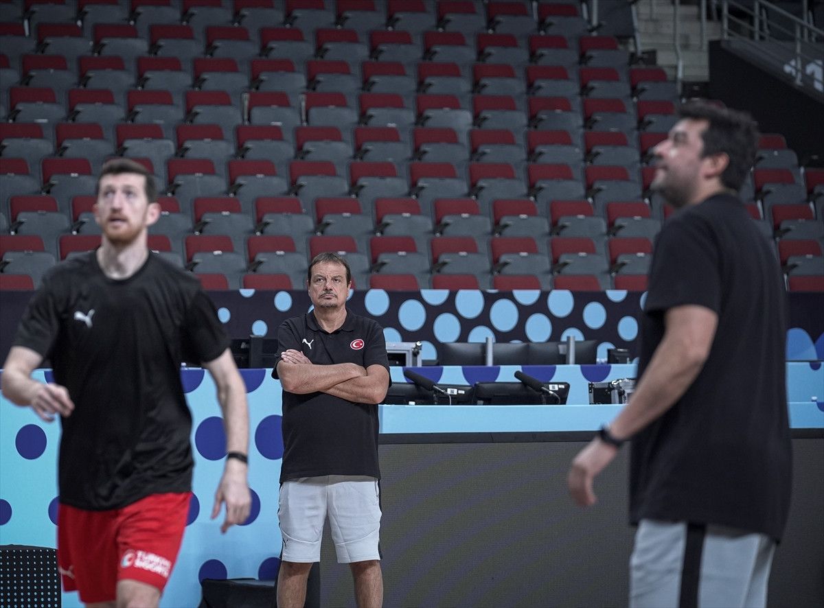 EuroBasket 2025 Yarı Final Hazırlıkları: Türkiye'nin Yol Haritası ve Oyuncu Durumları