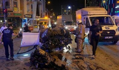 İETT Otobüs ve Özel Araç Çarpışması: Ağır Yaralı Sürücü ve Olay Yerinde Müdahaleler