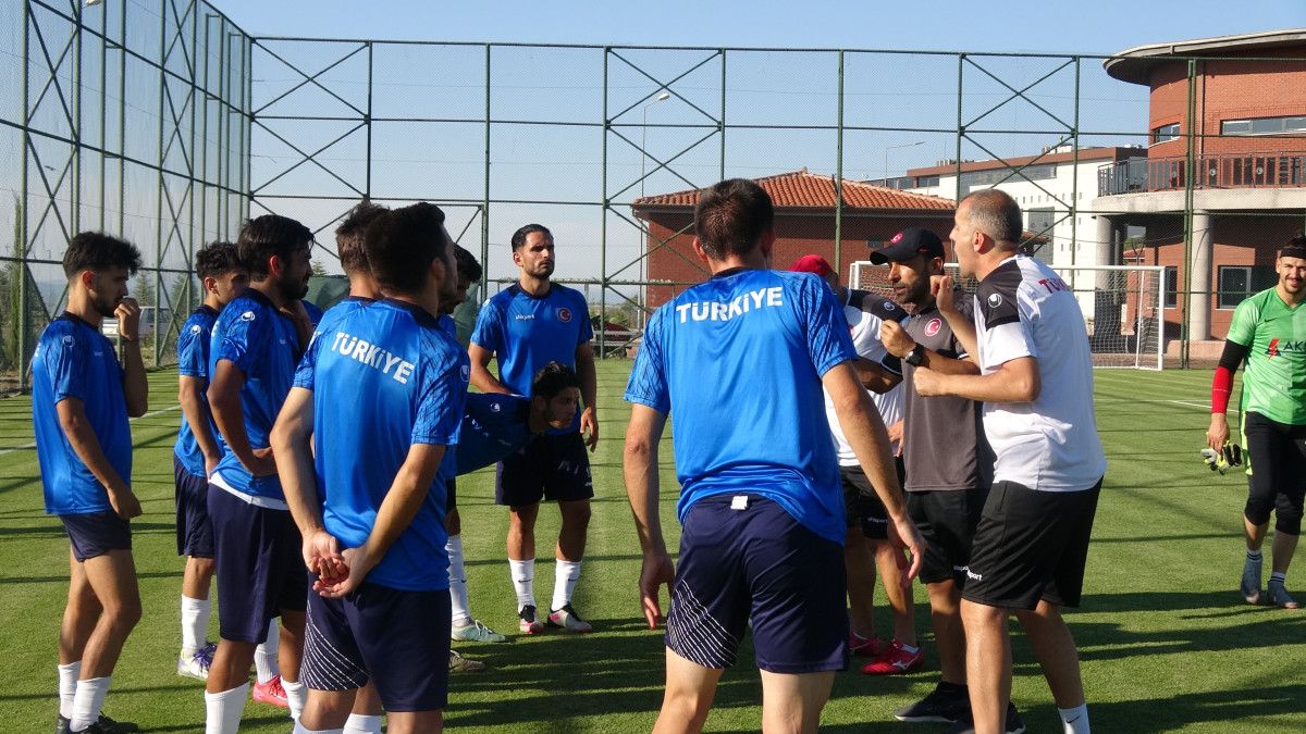 İşaret Diliyle Yürünen Yol: Okan Kurt’un Milli Takıma Köprüleri