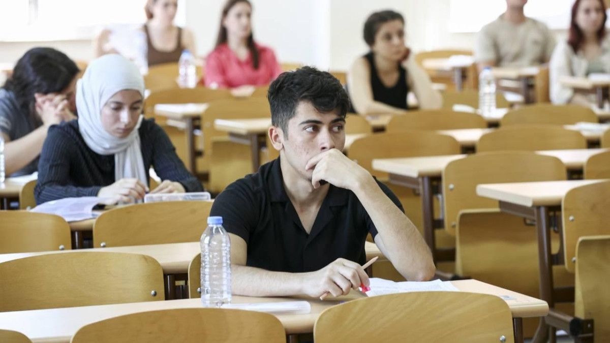 KPSS Başvuruları ve Sınav Programı: Genel Yetenek-Genel Kültür Oturumu Başlıyor