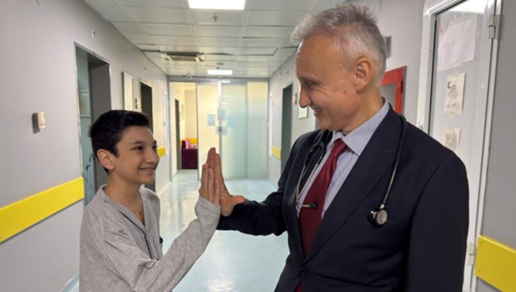 Kritik Kalp Darlıklarıyla Mücadele Eden Yusuf’un 8 Saatlik Başarılı Ameliyatı