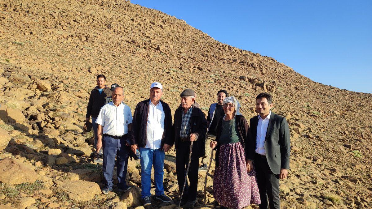 Sandıras Dağı Zirvesinde Kartal Gölü ve Eren Günü Gelenekleri Yeniden Yaşatıldı