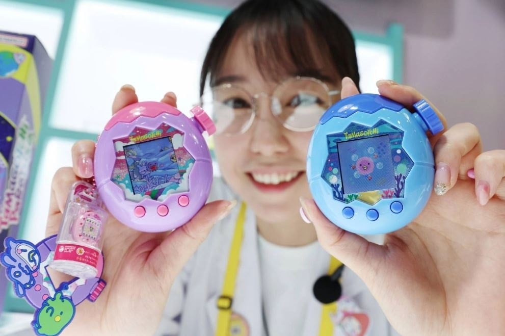 Tamagochi’nin Dönüşü: Nostalgiyi Dijital Evcil Hayvana Taşıyan Yolculuk