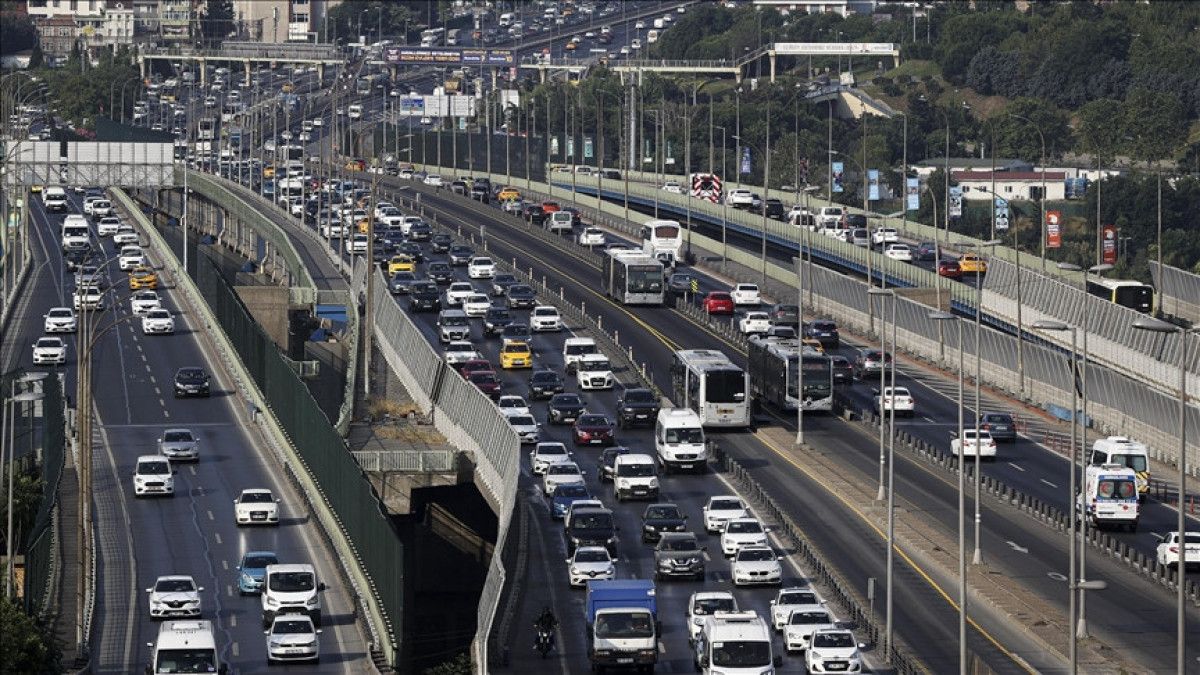 TÜİK: Ağustos ayında trafiğe kaydı yapılan araçlar ve stoklar detayları