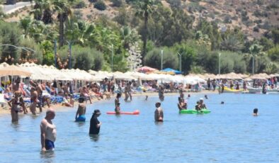 Uydu Verileriyle Ege ve Çevresinde Isınma Eğilimleri ile Yüzme Sezonundaki Değişim