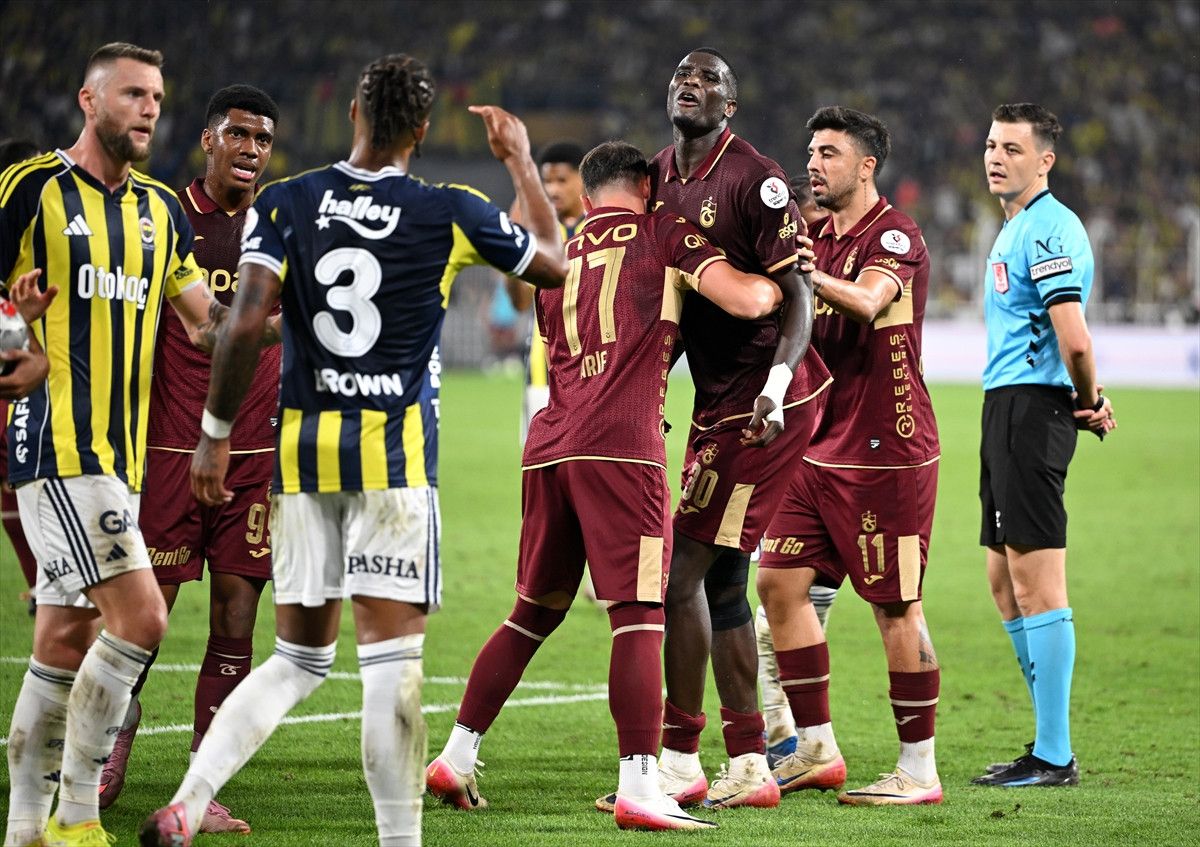VAR Kararlarının Detayları: Beşiktaş-Başakşehir ve Fenerbahçe-Trabzonspor Maçları