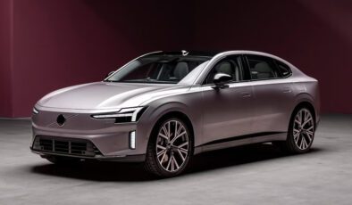 Volvo ES90: Yeni Elektrikli Amiral Gemisi Üretime Başladı ve Avrupa İçin Hazır