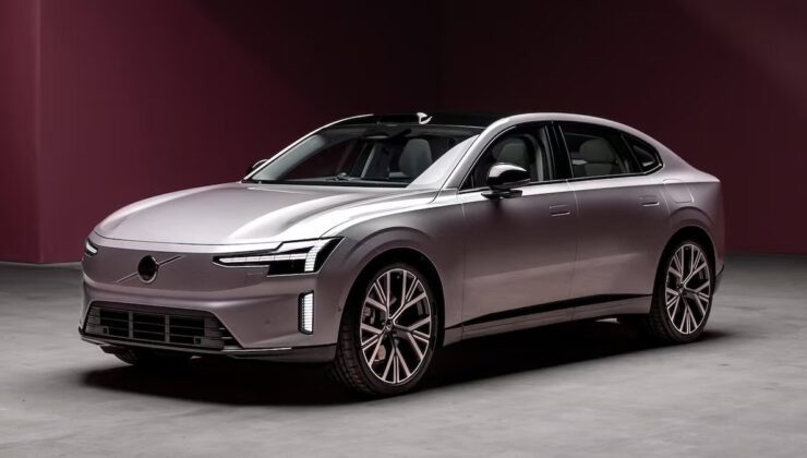 Volvo ES90: Yeni Elektrikli Amiral Gemisi Üretime Başladı ve Avrupa İçin Hazır